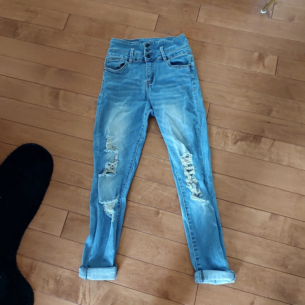 Women's Distressed Blue Jeans